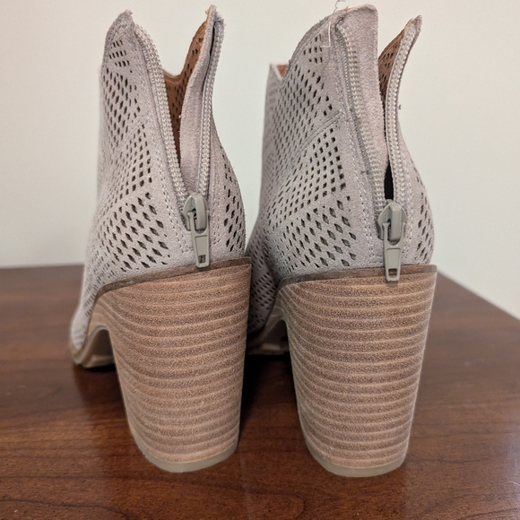 Lucky Brand Vacob open toe shoes - Picture 3 of 5